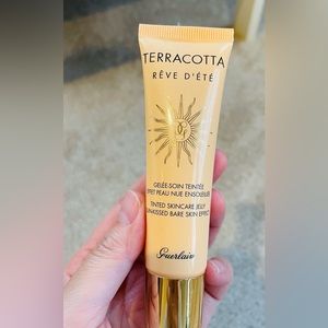 Guerlain Terracotta Rêve d'Eté Foundation, Light